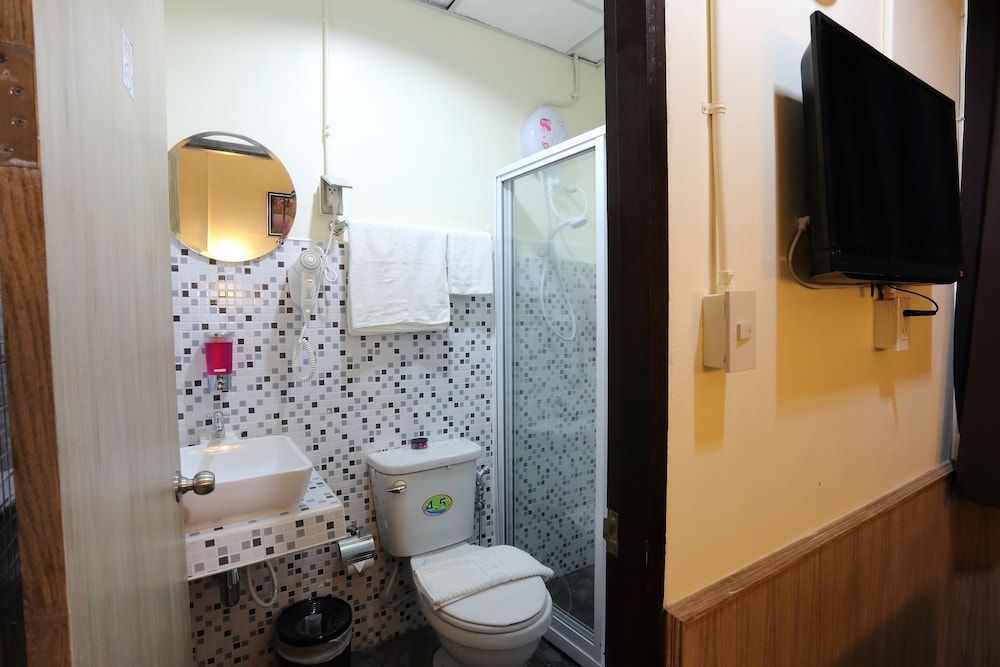 undefined Sukhumvit 20 Guest House 8