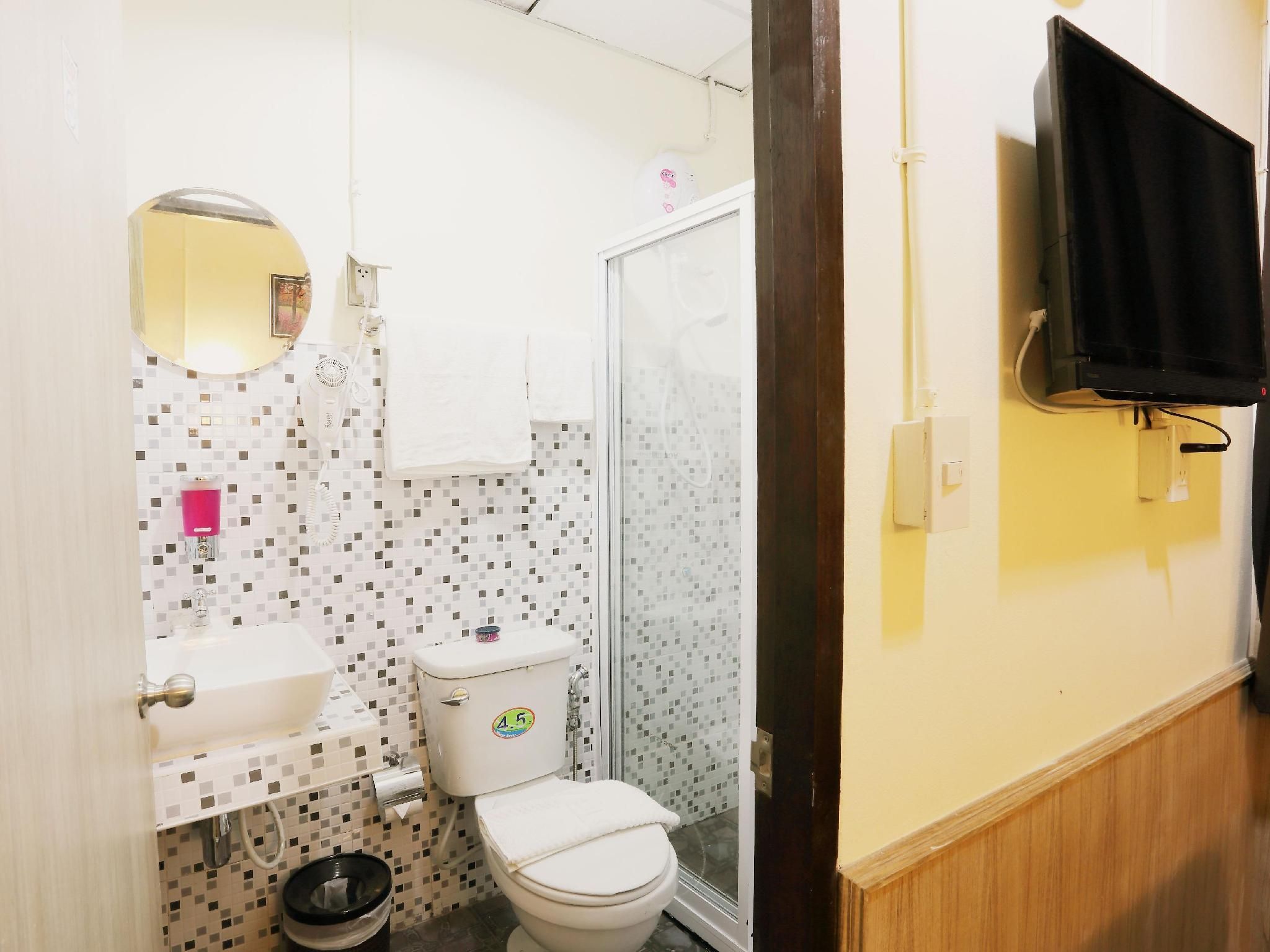 undefined Sukhumvit 20 Guest House 8