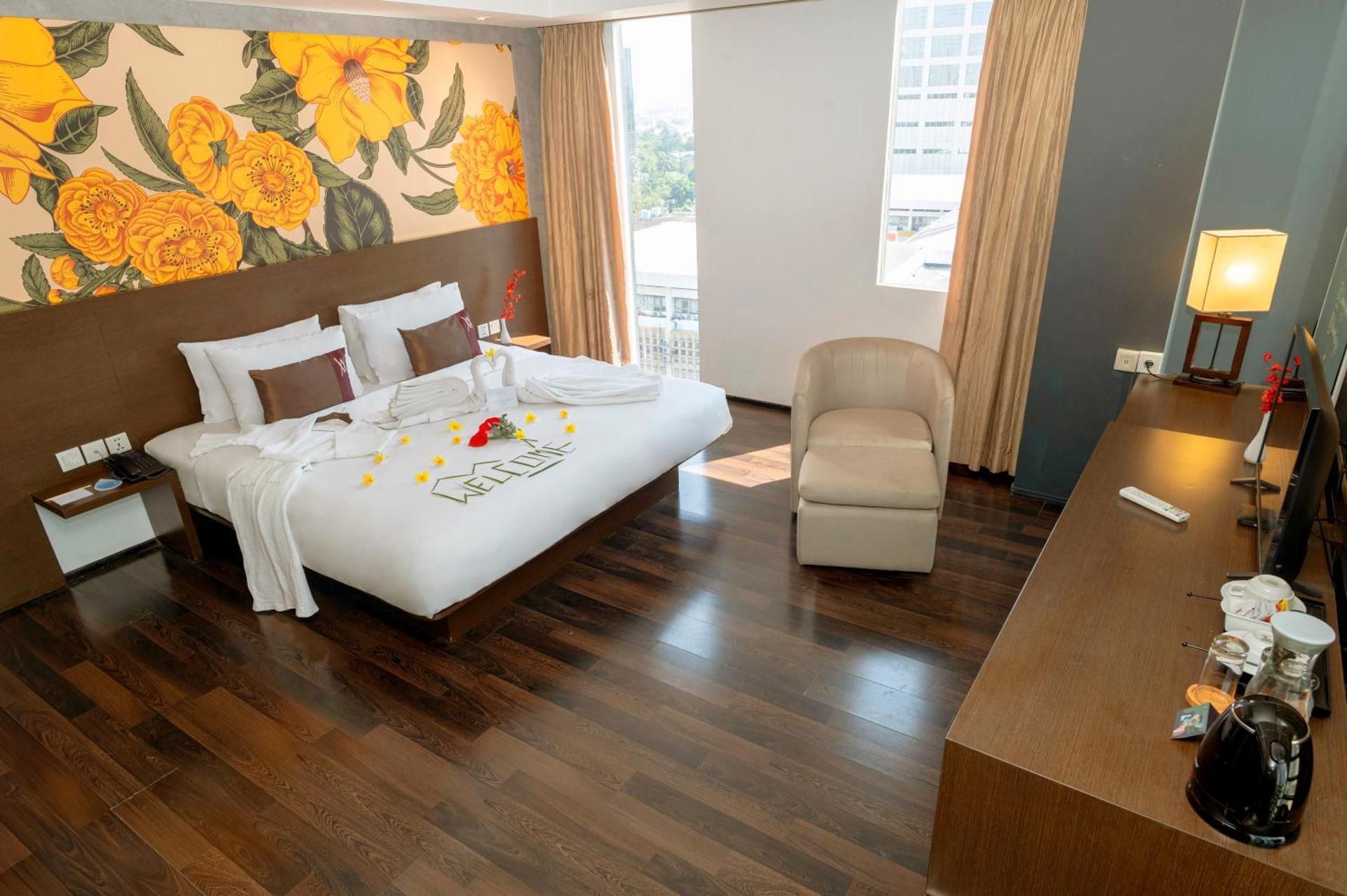 undefined Akmani Hotel 10