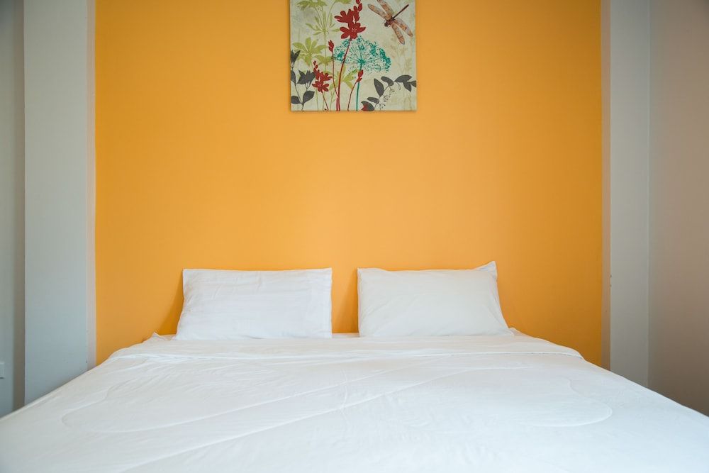 Varinda Hostel Deluxe Double Room 6