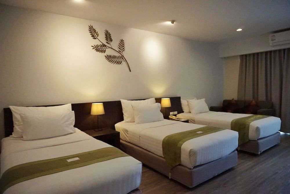 Triple Room