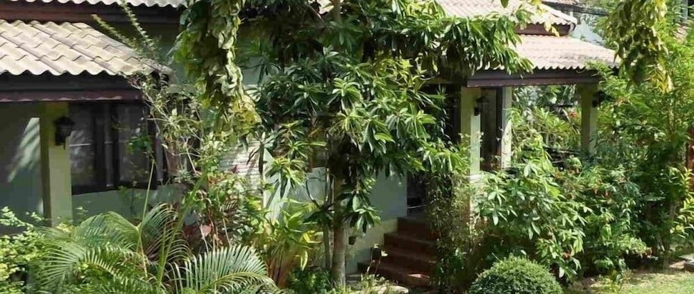 undefined Buathong Place 4