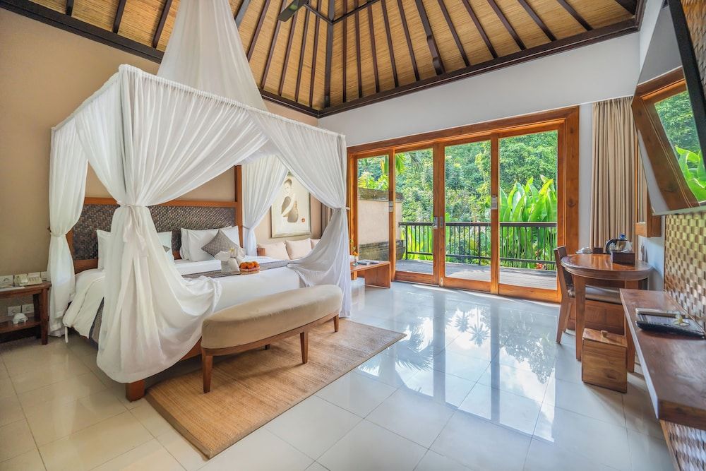 undefined The Lokha Ubud Resort, Villas & SPA 3