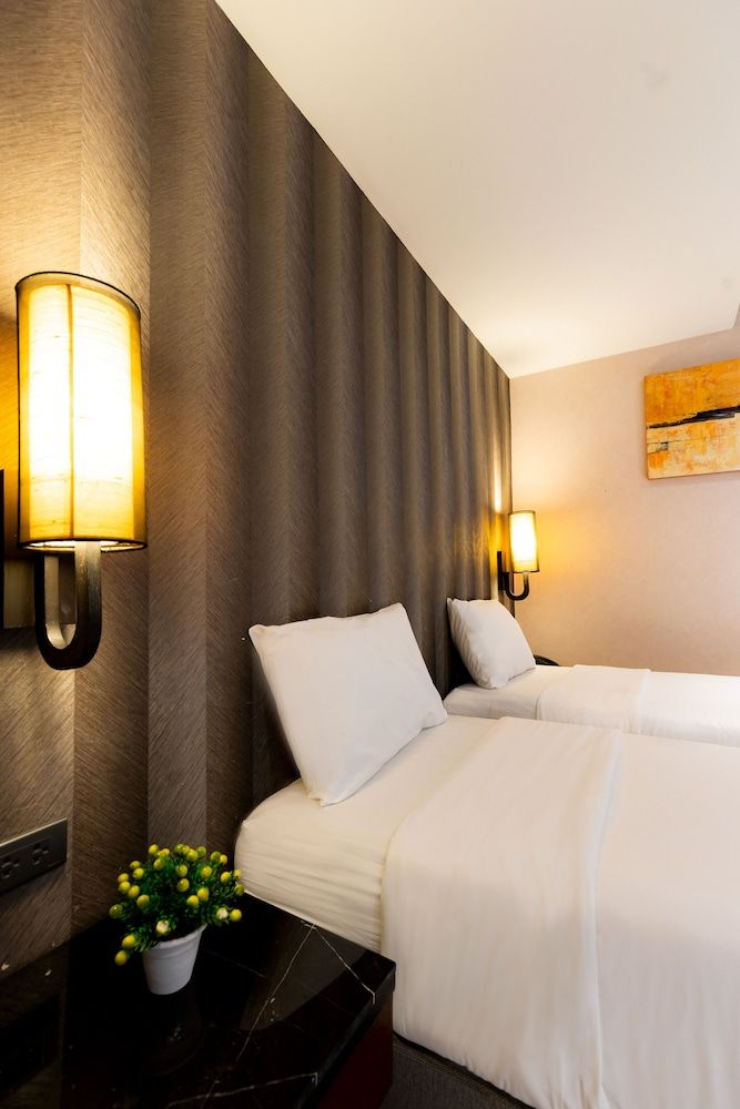 undefined Sukhothai Hotel and Residence 2