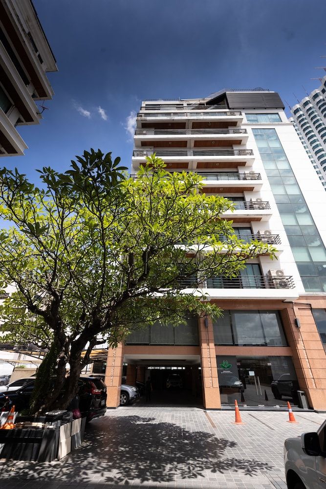 undefined Sukhothai Hotel and Residence 6