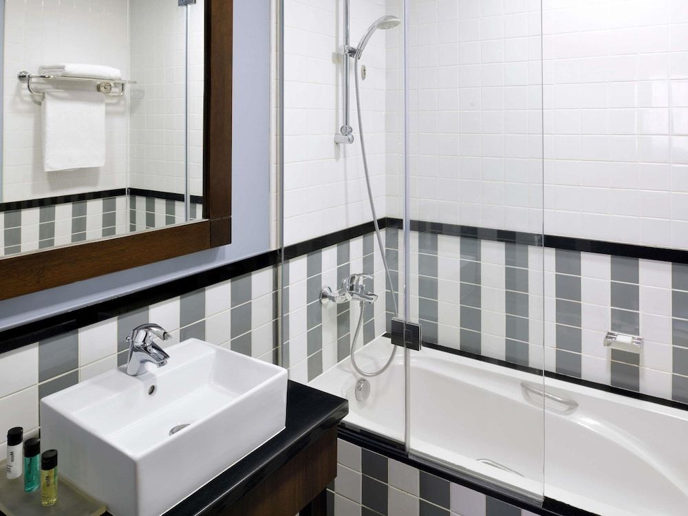 undefined Movenpick Hotel Apartments Al Mamzar Dubai 9