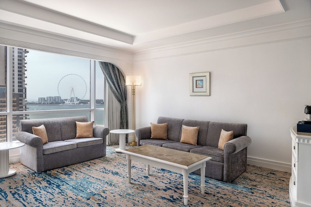 undefined Al Habtoor Grand Resort, Autograph Collection® 9