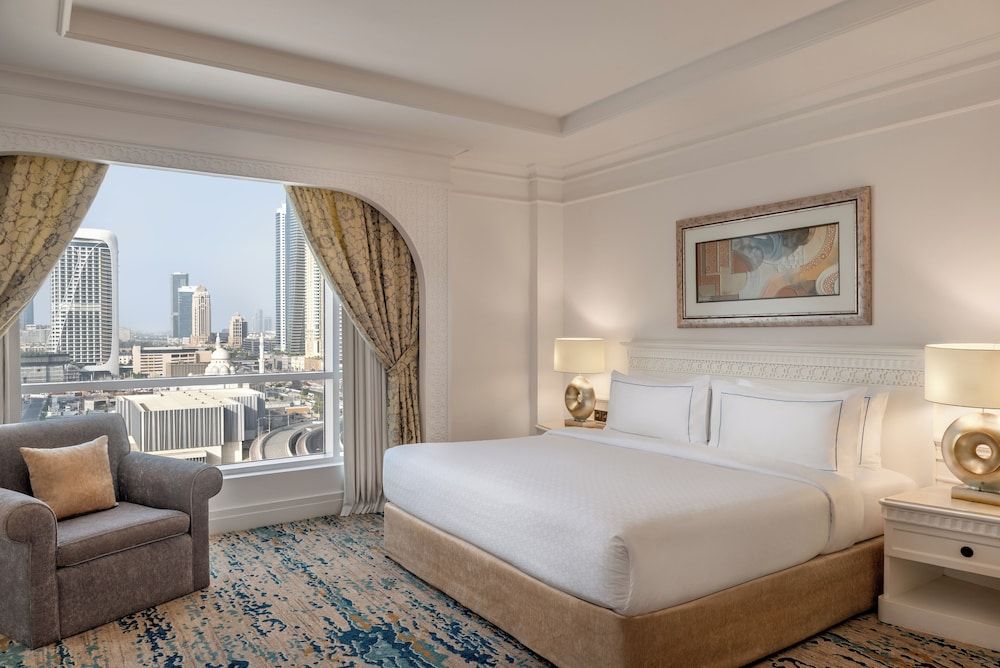 Al Habtoor Grand Resort, Autograph Collection® Tower Partial Sea View Room - Spacious Stay with Private Beach Access