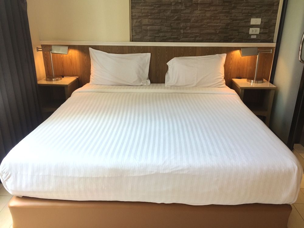 Bourbon St Boutique Hotel Double Room Single Use, Non Smoking, Private Bathroom