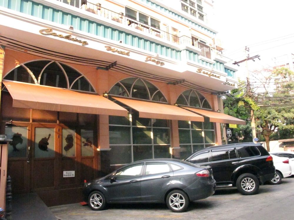 undefined Bourbon St Boutique Hotel 9