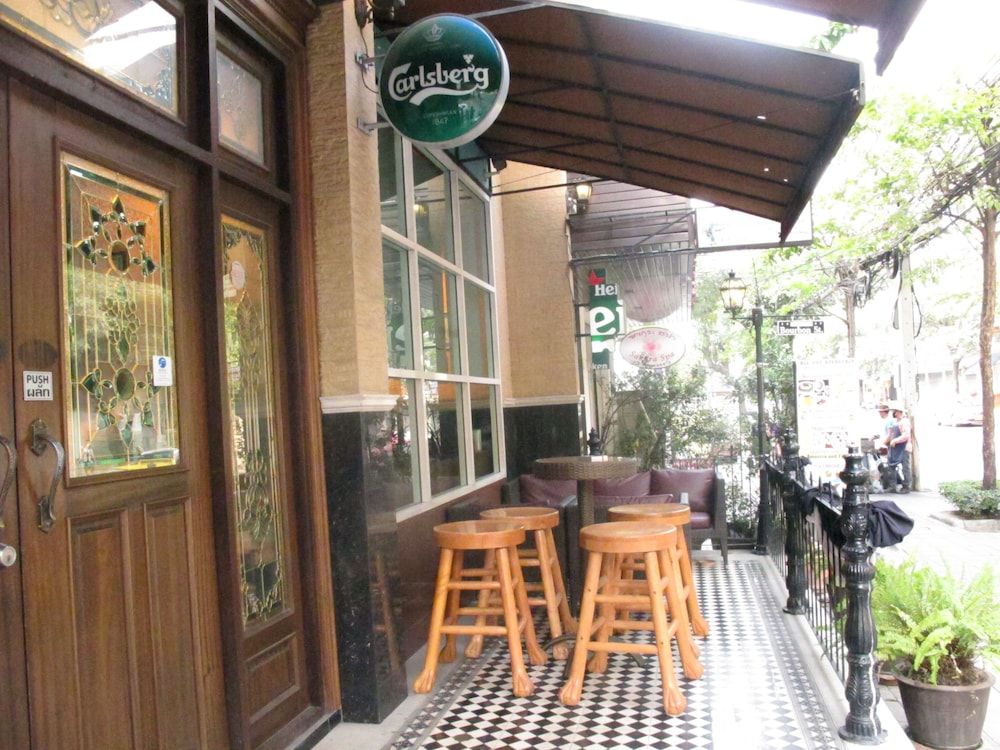 undefined Bourbon St Boutique Hotel 8