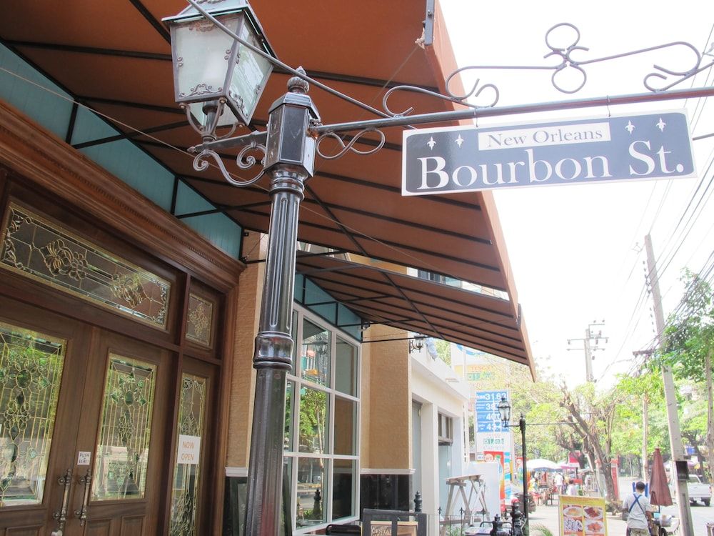 undefined Bourbon St Boutique Hotel 3