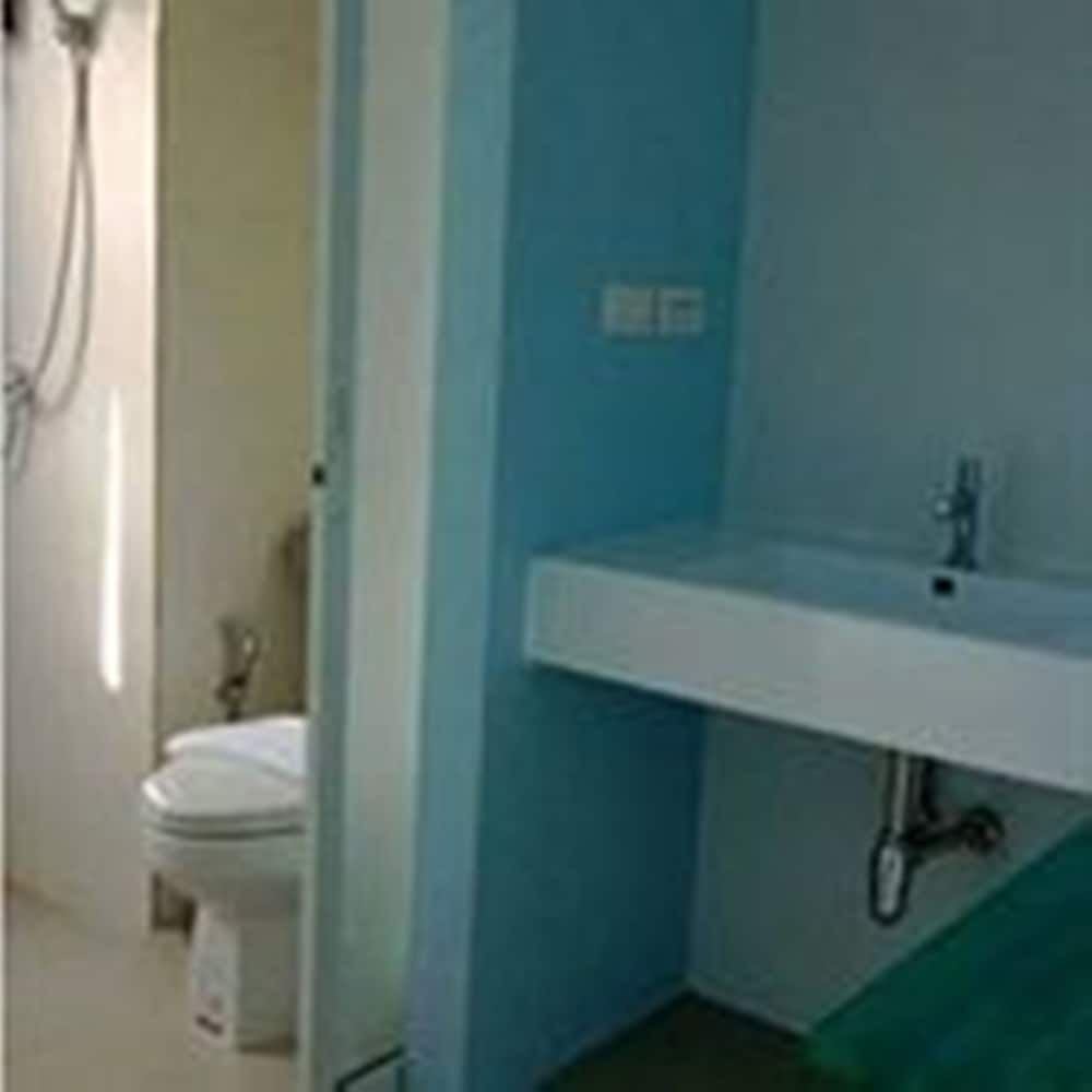 Nantra Chaweng Beach, Samui Economy Room (No Window) 3