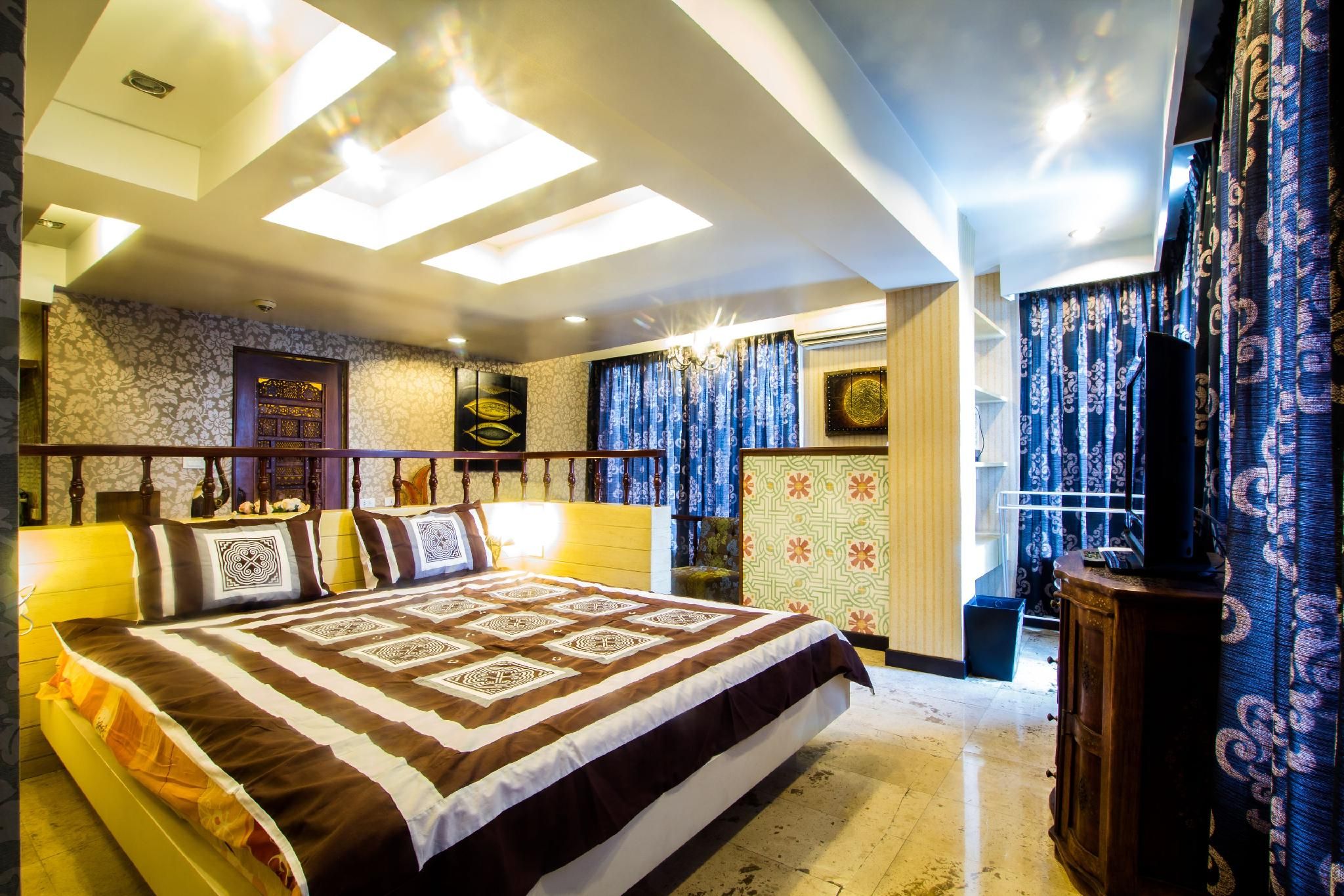 Corner Suite 1 (Executive Room)