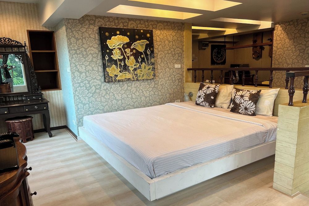 undefined Sabai Sabai @ Sukhumvit Hotel 5