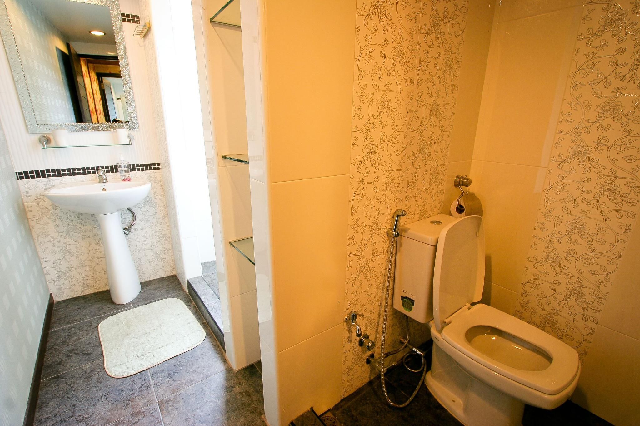 Corner Suite 1 (Executive Room)