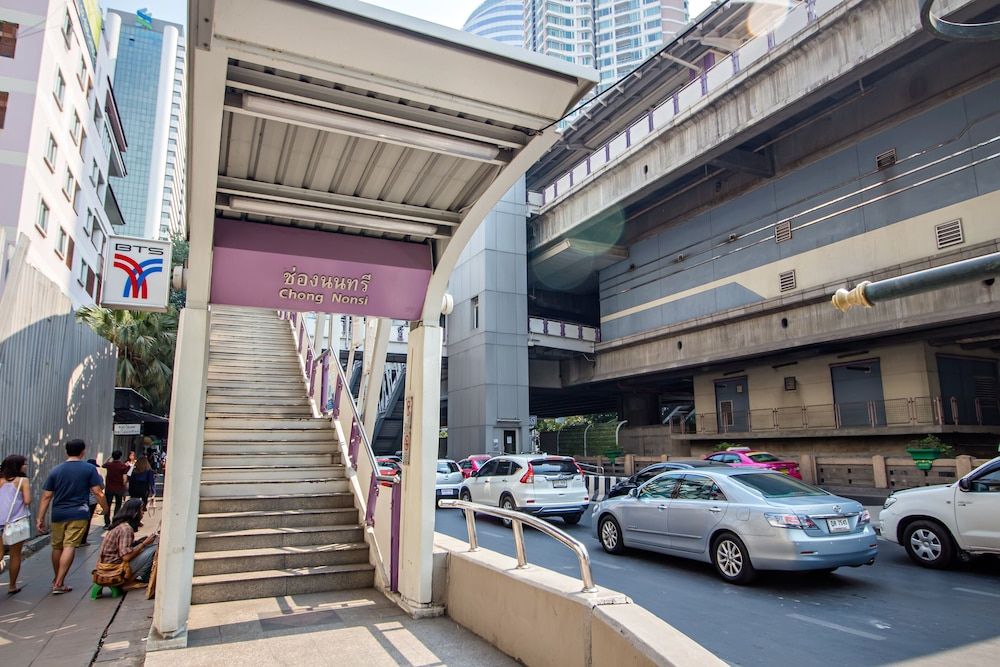 undefined Holiday Inn Express Bangkok Sathorn by IHG 6