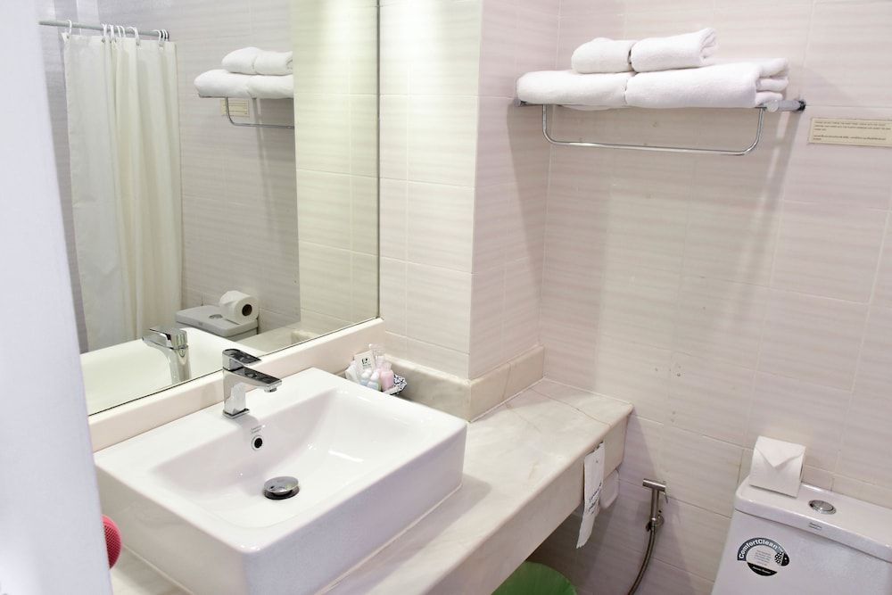 Sea Memories White Sand Beach Hotel Standard Room, Ocean View 11