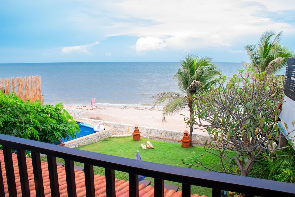 Sea Memories White Sand Beach Hotel Standard Room, Ocean View 10