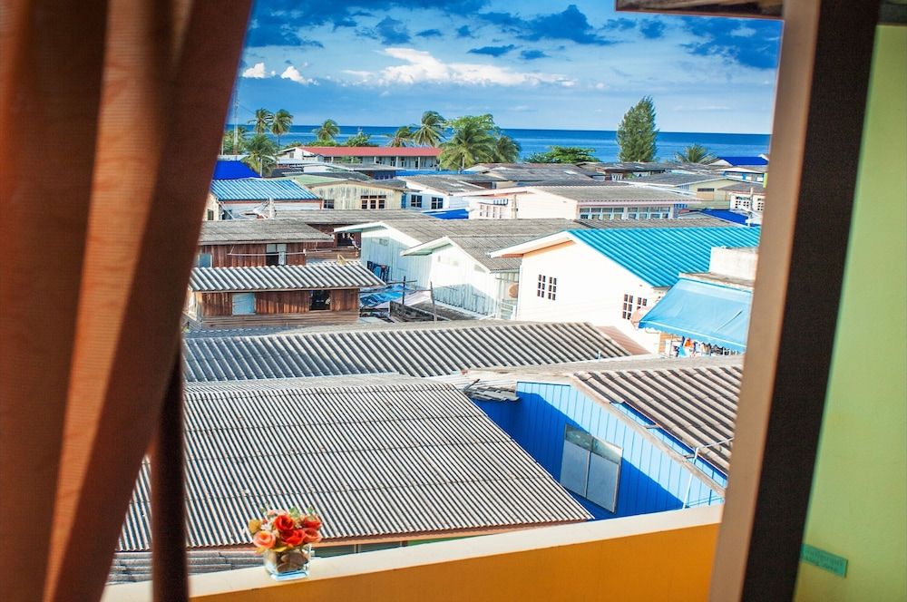 Chomsin Hua Hin Superior Double Room, Balcony 12