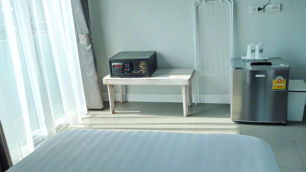 Kata Bai D Inn Superior Double Room 11