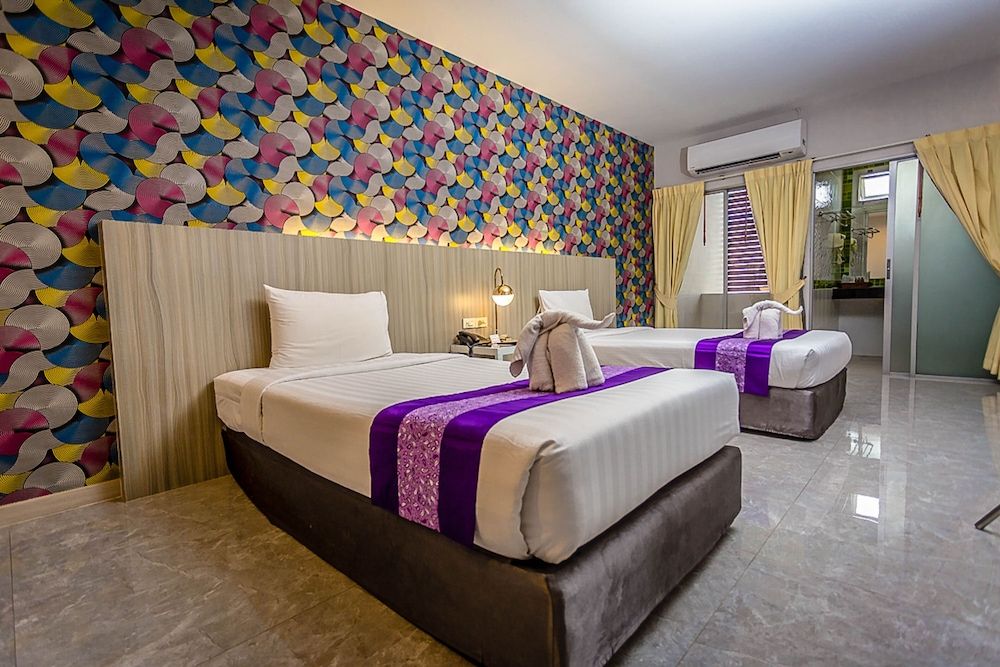 Embryo Hotel Superior Twin Room