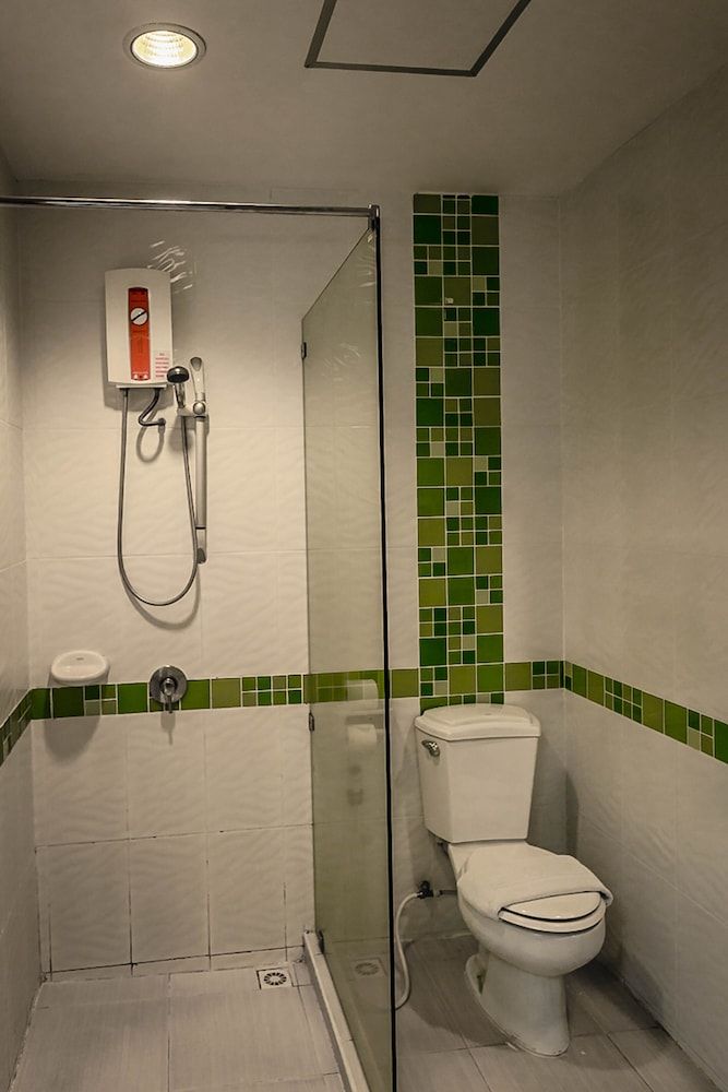 Embryo Hotel Superior Twin Room 12