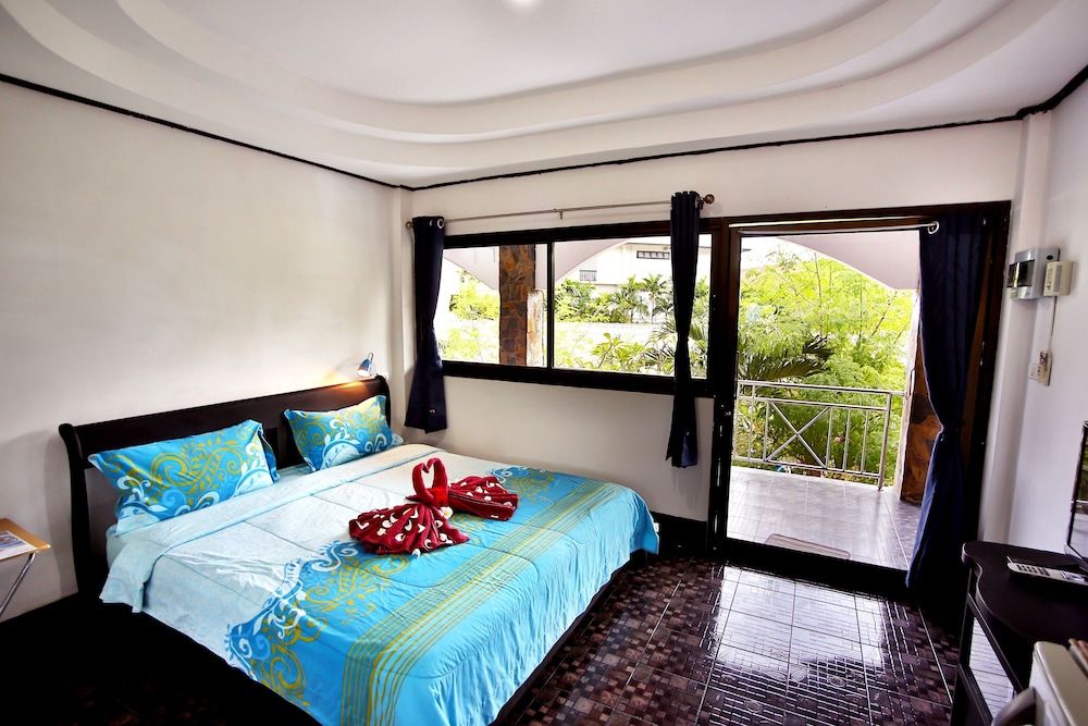 Lotus Friendly Hotel Standard Double Room 2