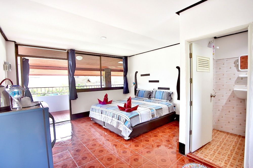 Lotus Friendly Hotel Standard Double Room 5