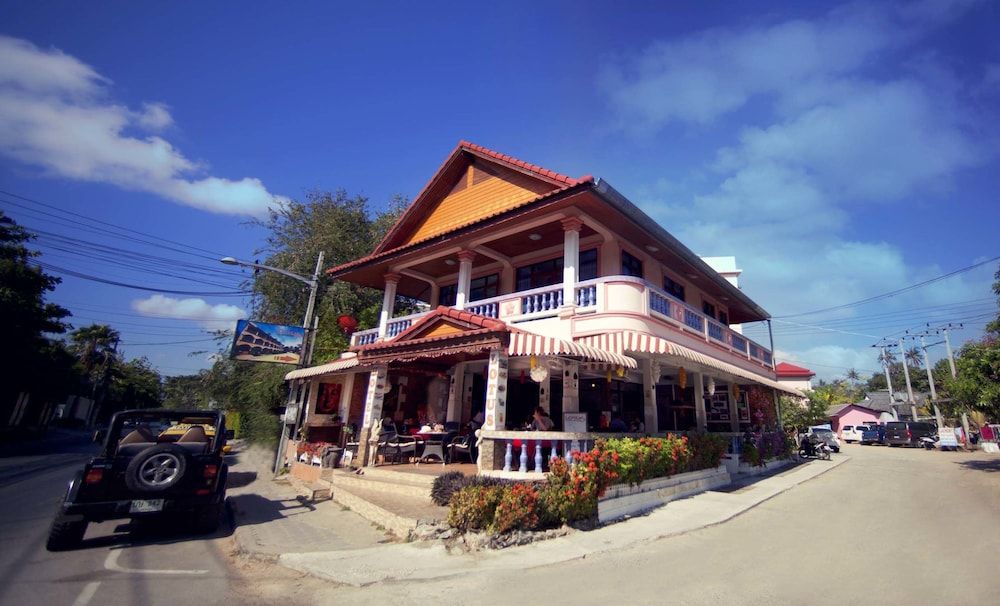 undefined Lotus Friendly Hotel 5