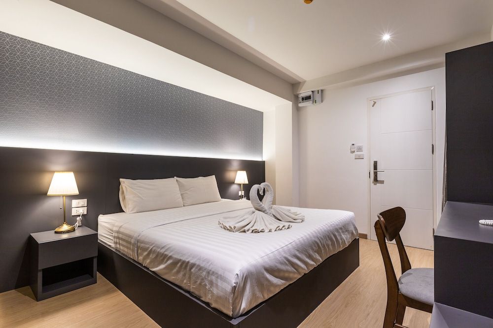 undefined Siam Star Hotel 7