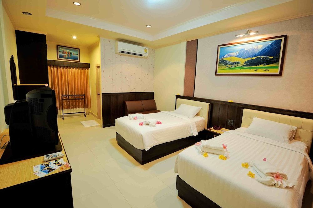 undefined Villa Wanida Garden Resort 3