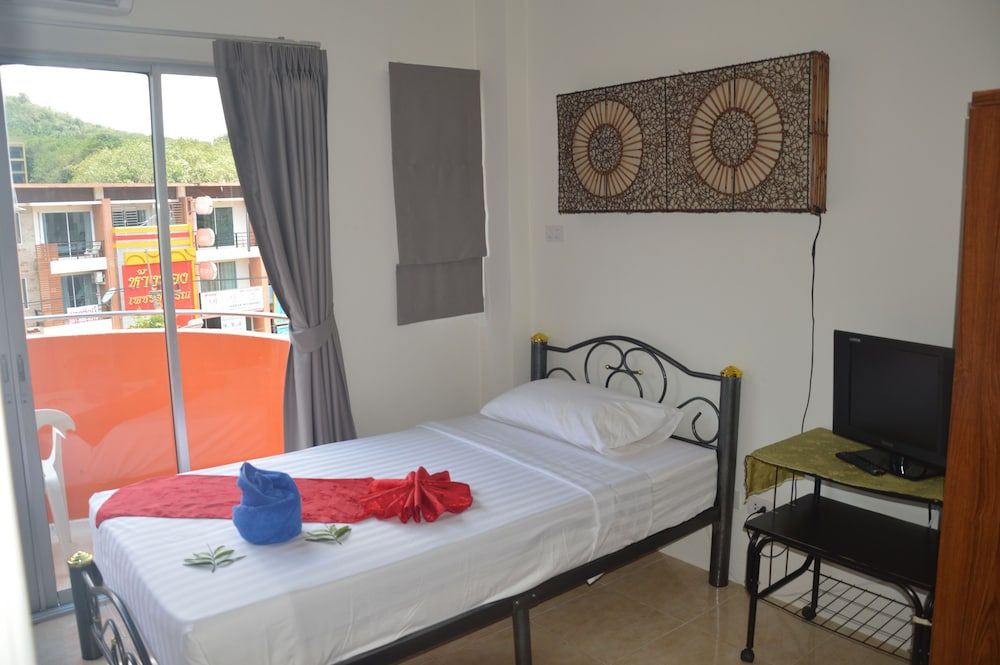 Superior Triple Room, Multiple Beds, Mountain View