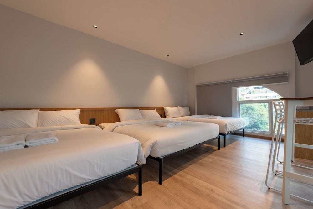 Boxpackers Pratunam Hotel Family Room 3