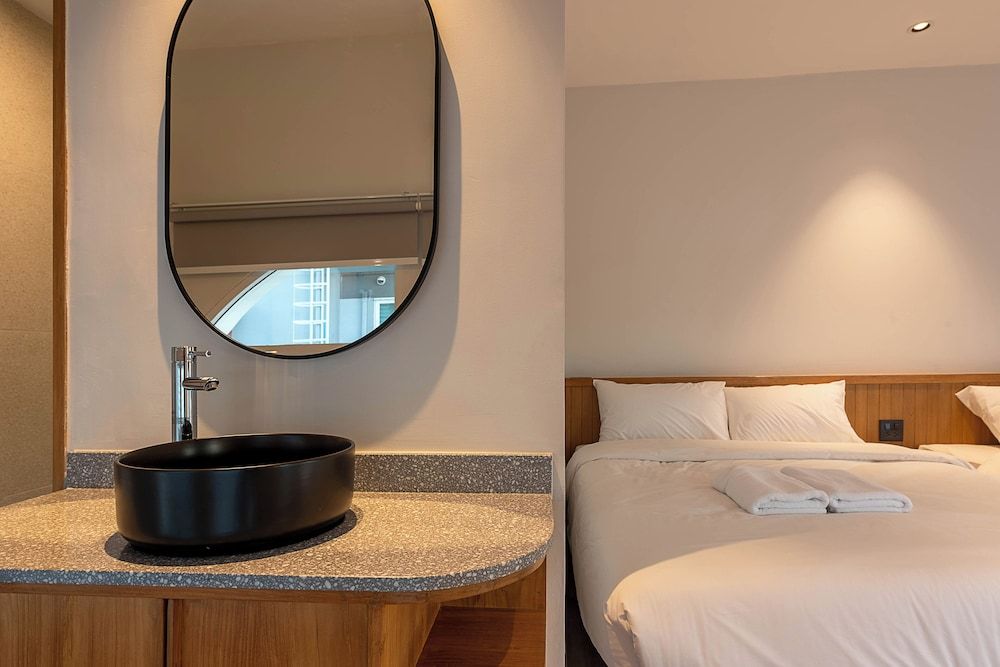 Boxpackers Pratunam Hotel Family Room