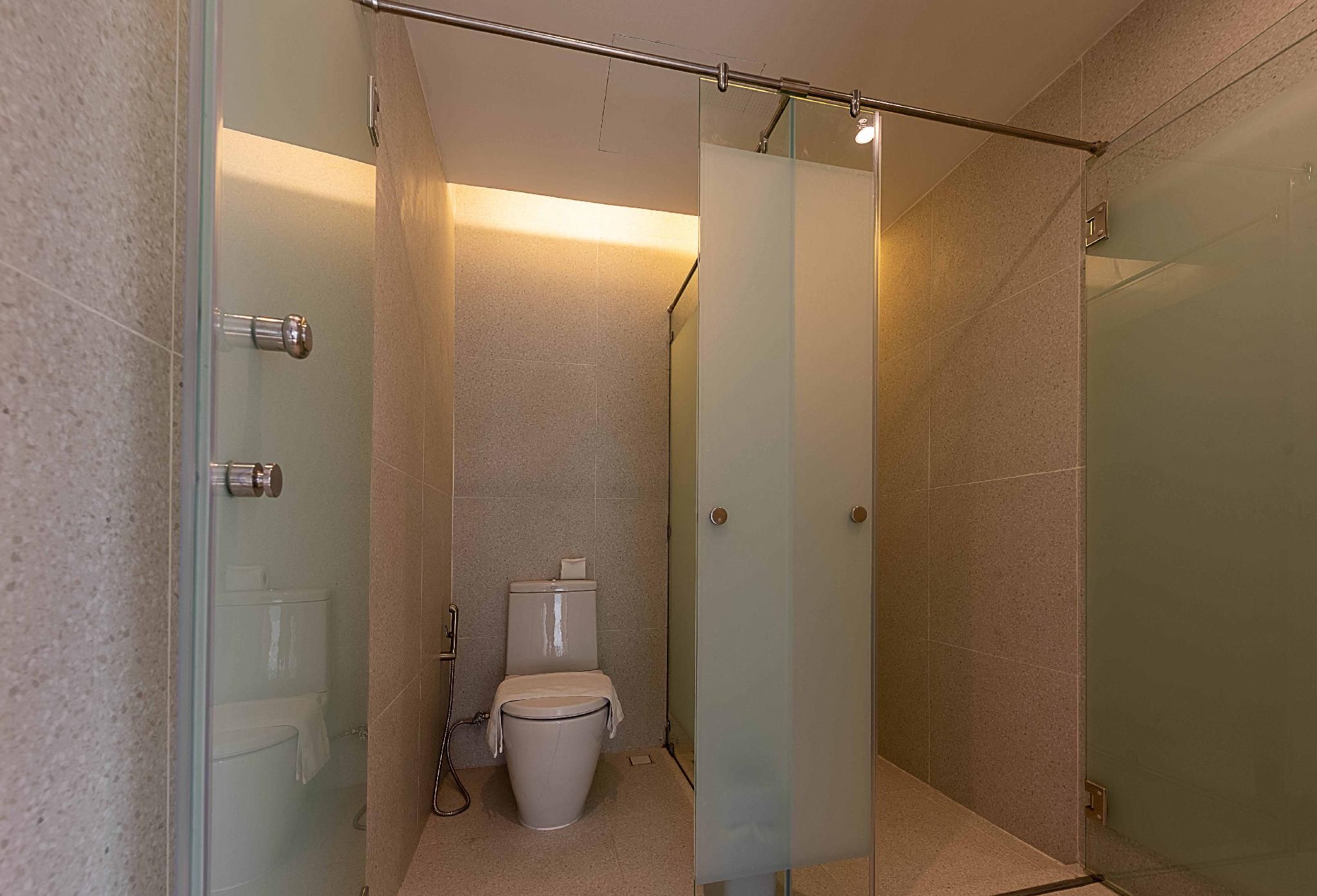 Family Room for 6 People