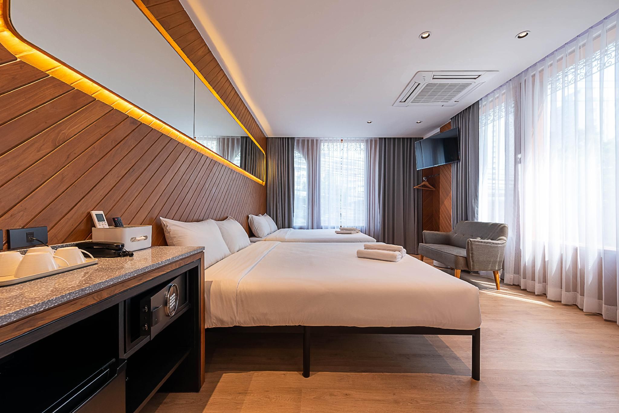 Family Room for 4 People