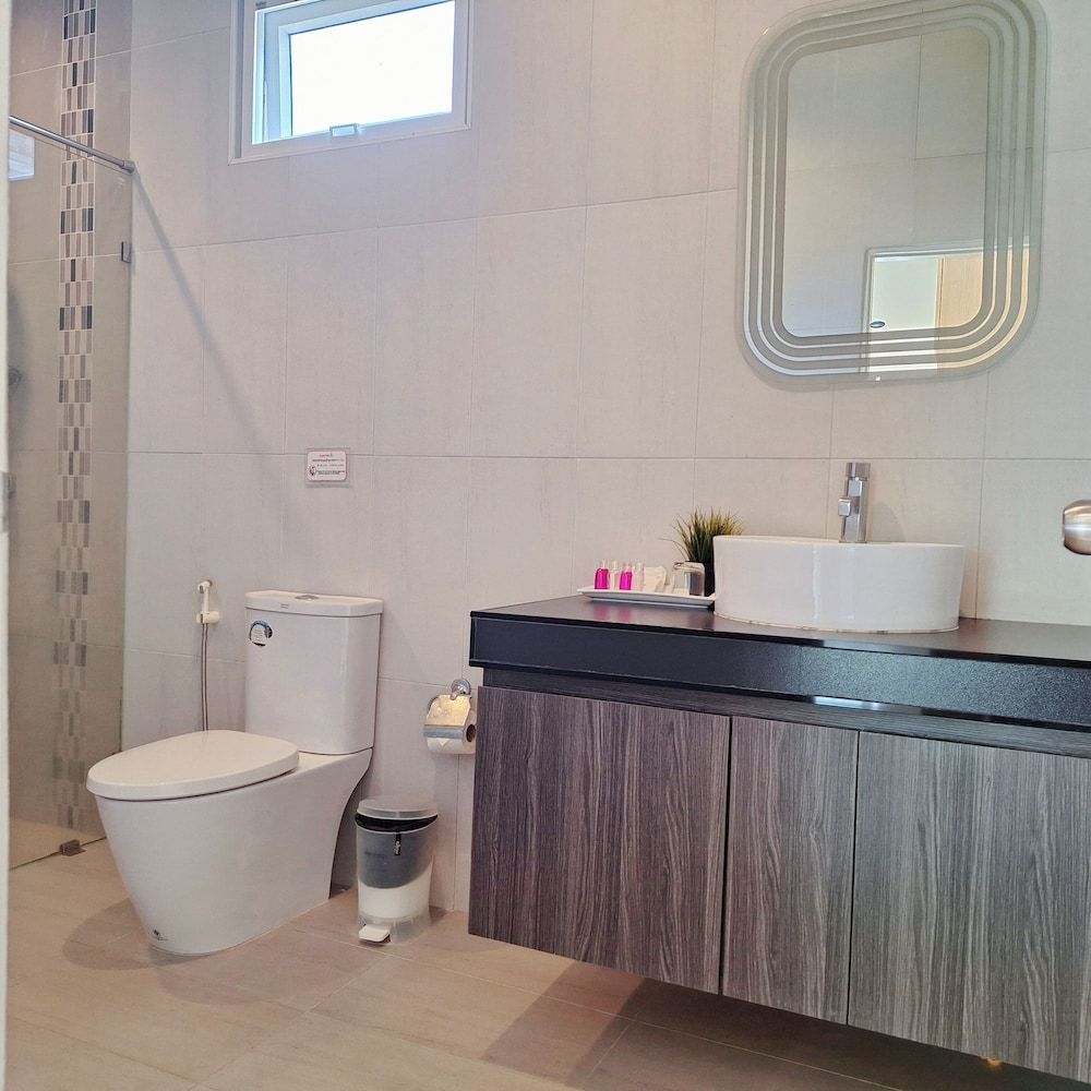 Baan Fah Resort Superior Poolside 7