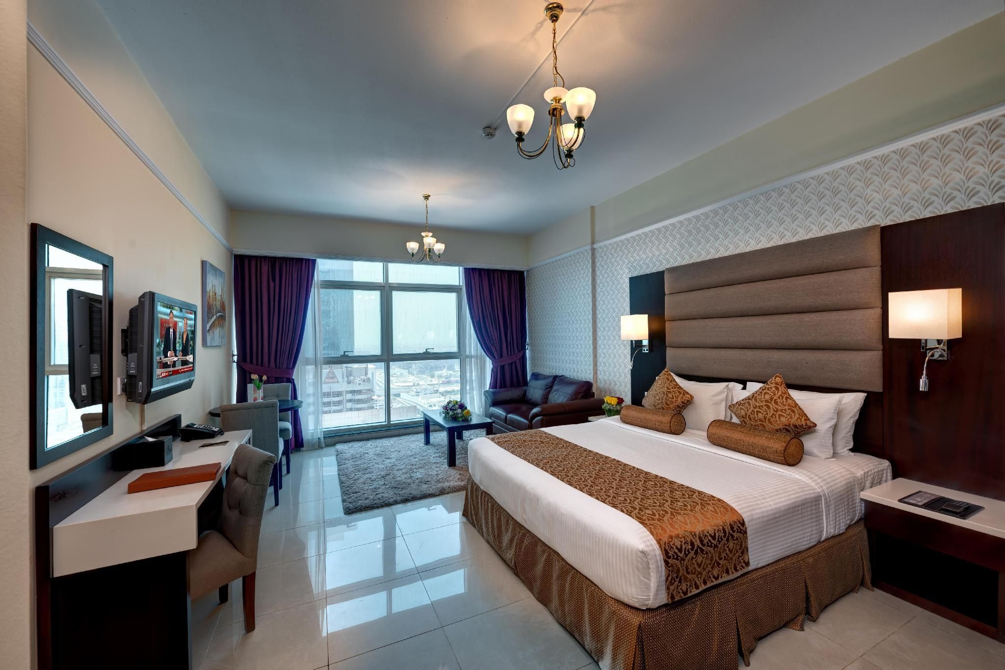 Emirates Grand Hotel