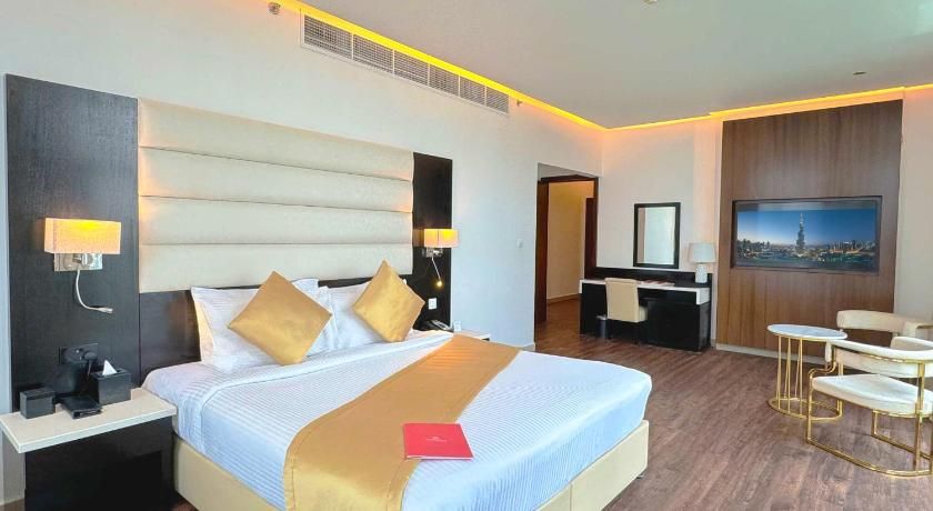 Emirates Grand Hotel