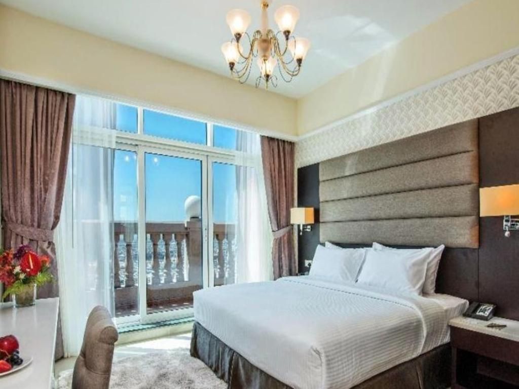 Emirates Grand Hotel