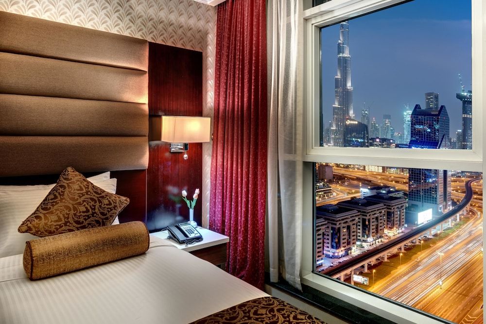 Emirates Grand Hotel