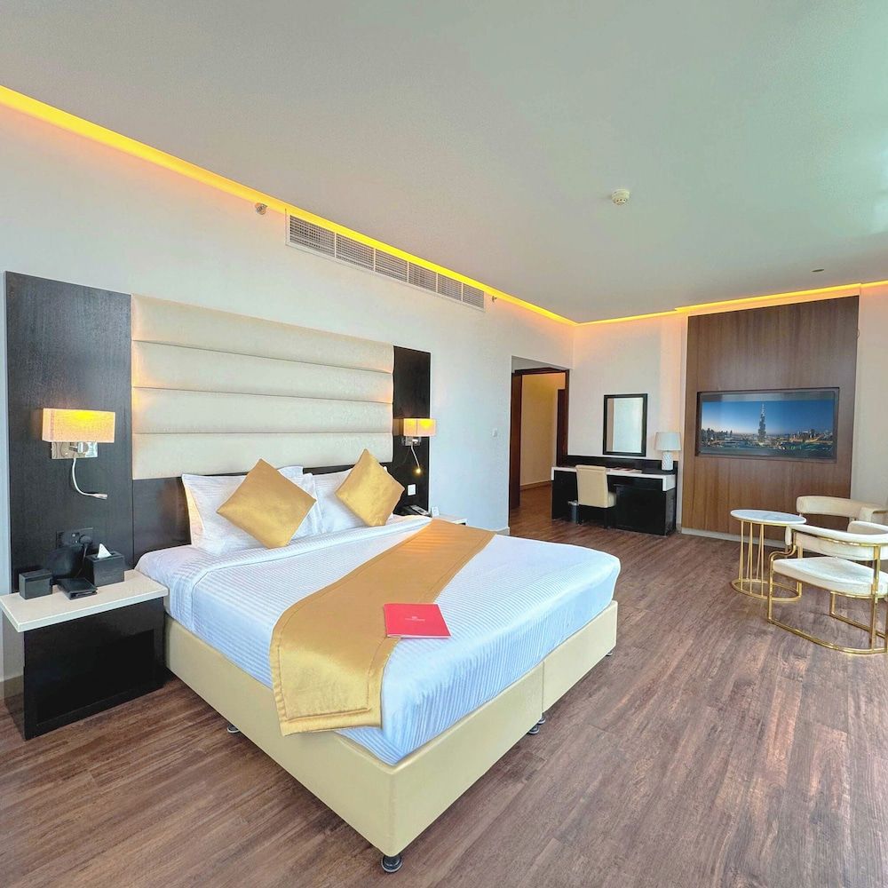 Emirates Grand Hotel