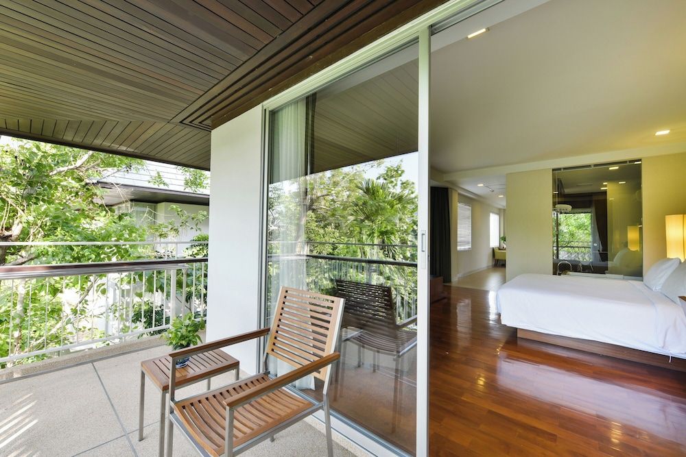 The Park Nine Hotel Srinakarin Executive Room, 1 King Bed, Non Smoking 3