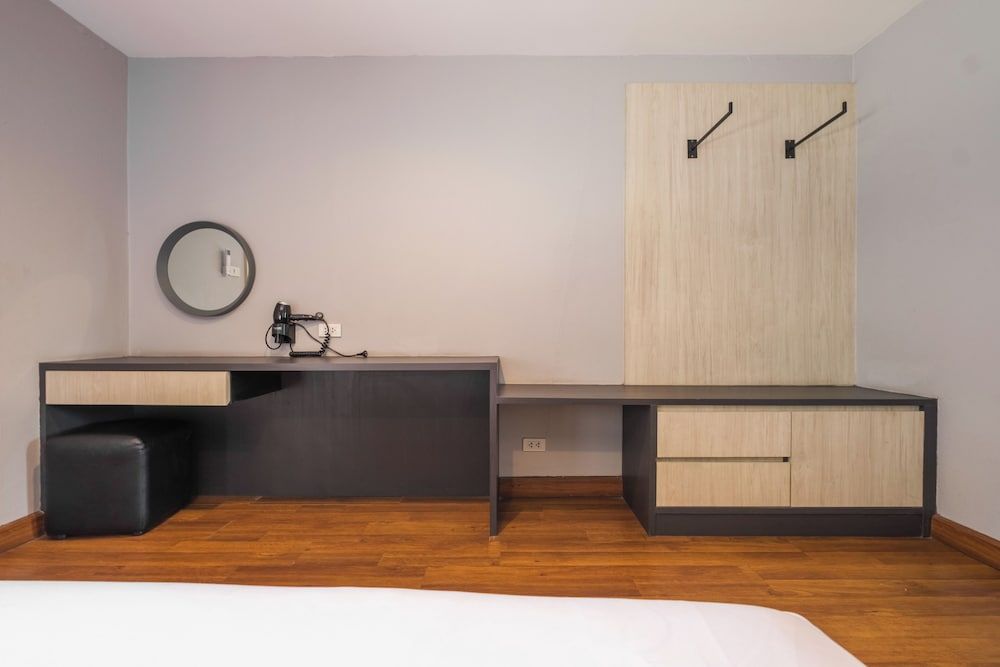 Boss Hotel Executive Suite 2