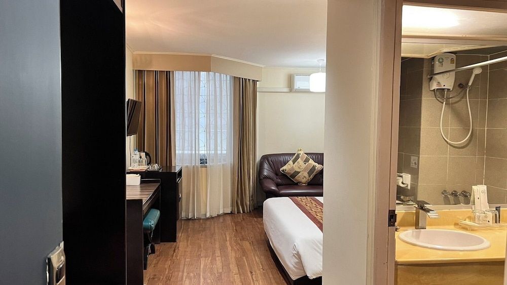 Fortuna Hotel Standard Double Room 9