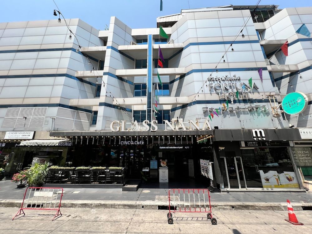 undefined Fortuna Hotel 3