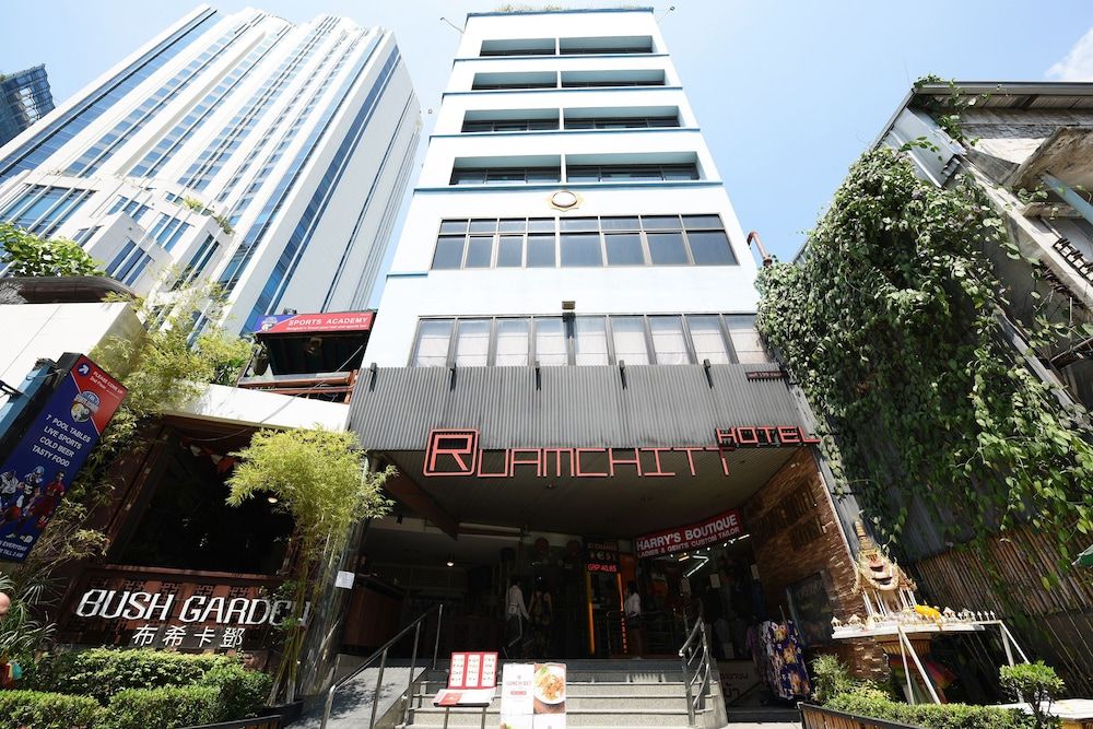 undefined Ruamchitt Plaza Hotel 3