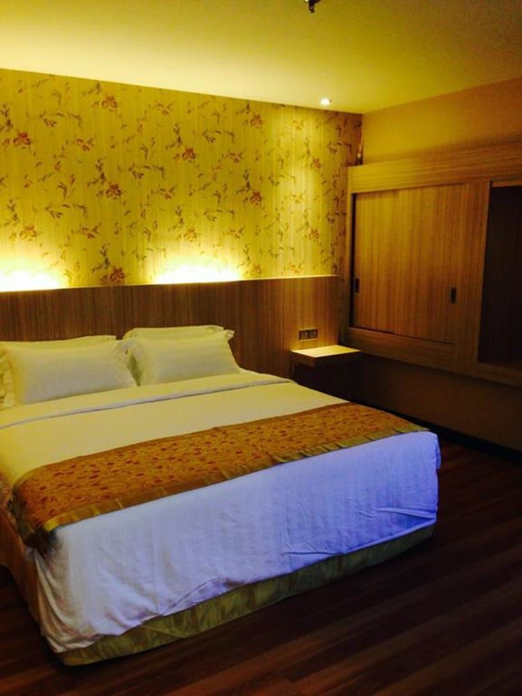 Superior Room, No Windows