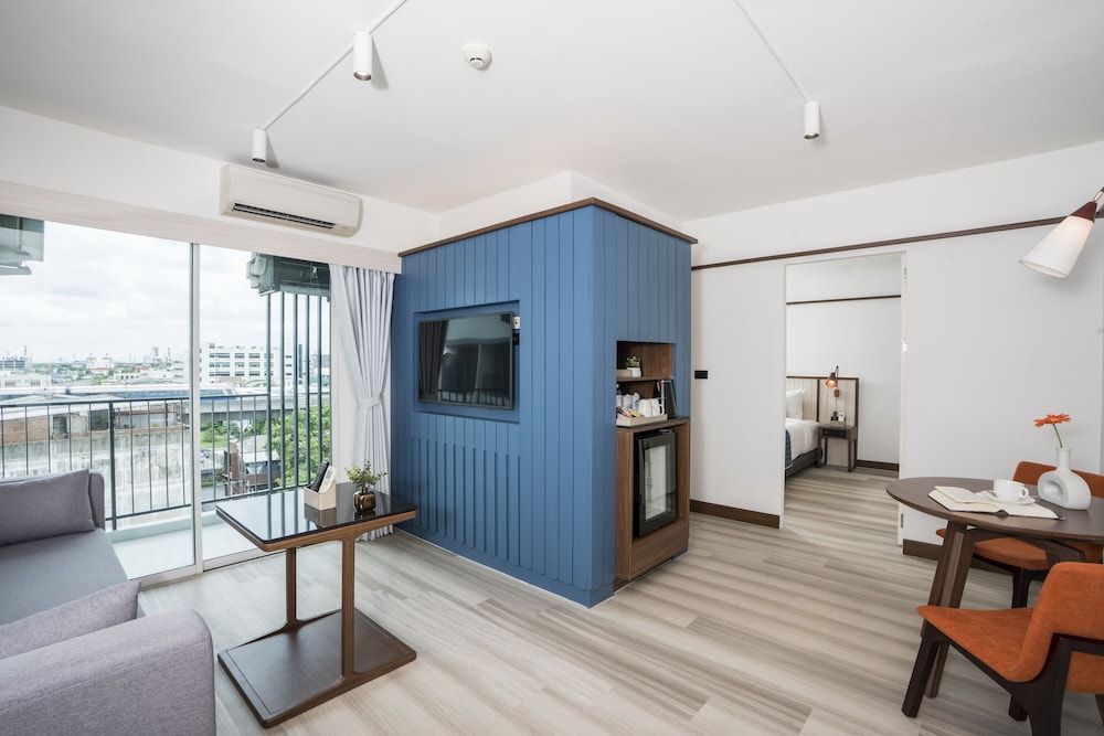 undefined Hotel Amber Sukhumvit 85 4